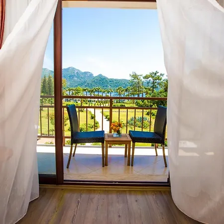 Resort Fortezza Hisaronu